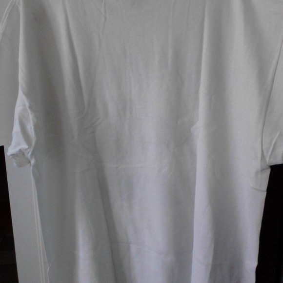 Men's Carolina Panthers short sleeve tee shirt - Picture 2 of 3